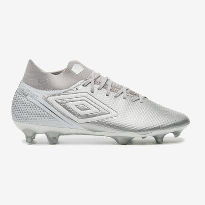 Chuteira Campo Umbro Adamant Top Speed Pro - Prata