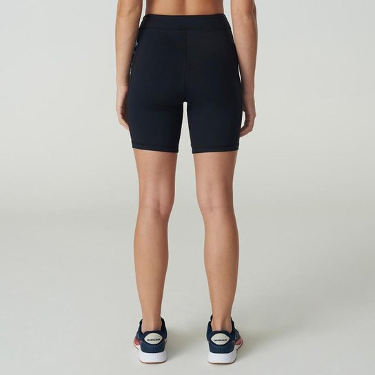 Bermuda Feminina Umbro Essential
