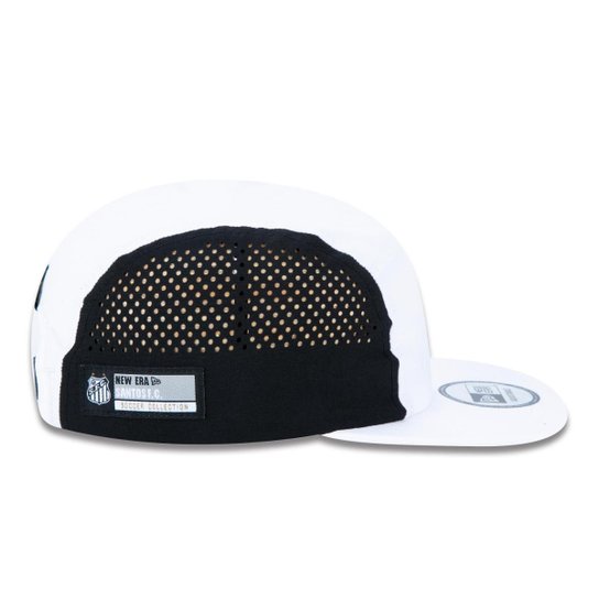 BONE CAMPER STRAPBACK ABA RETA FUTEBOL SANTOS ABA CURVA STRAPBACK BRANCO/PRETO NEW ERA