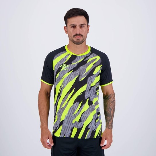Camisa Umbro Artillery Preto e Verde