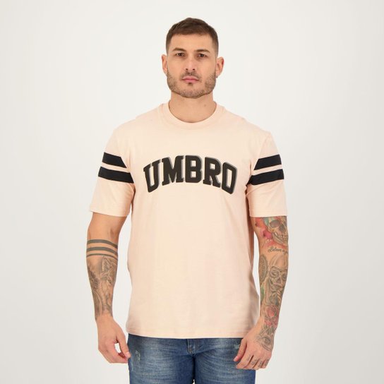 Camiseta Manga Curta Umbro College Concept