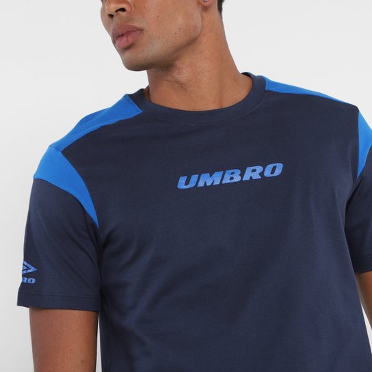 Camiseta Manga Curta Umbro College Motion Masculina