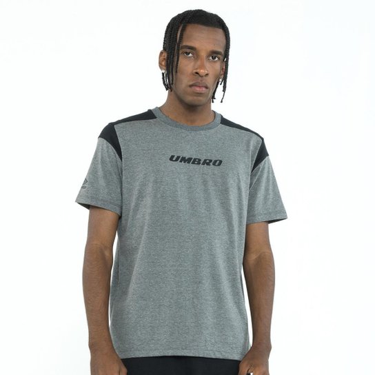 Camiseta Manga Curta Umbro College Motion Masculina