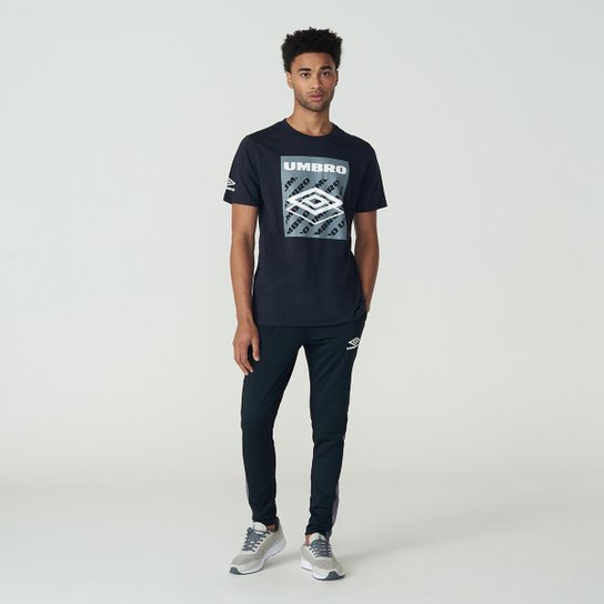 Camiseta Masculina Umbro Authentic Club