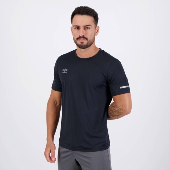 Camiseta Umbro Basic Uv Preta