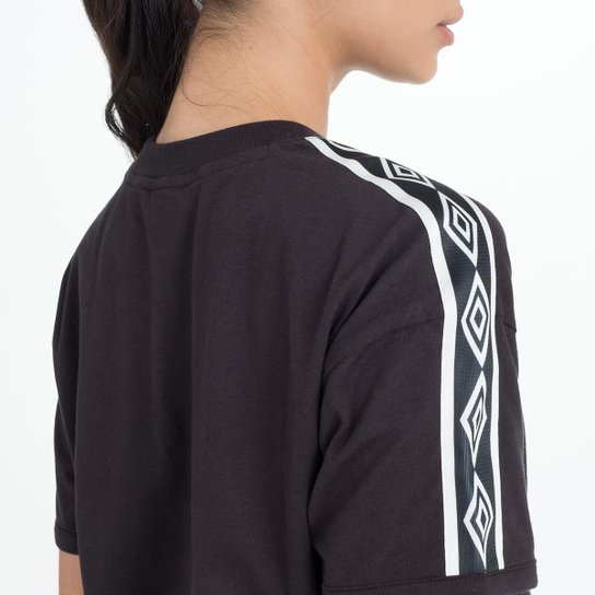 Camiseta Umbro Traditional Diamond Large Feminina