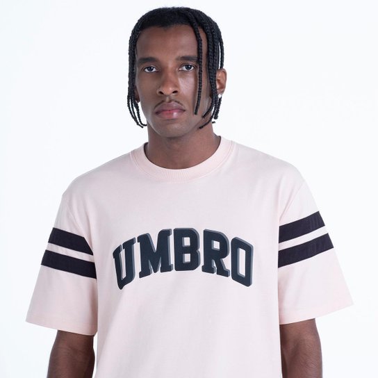 Camiseta Unisex Umbro College Concept