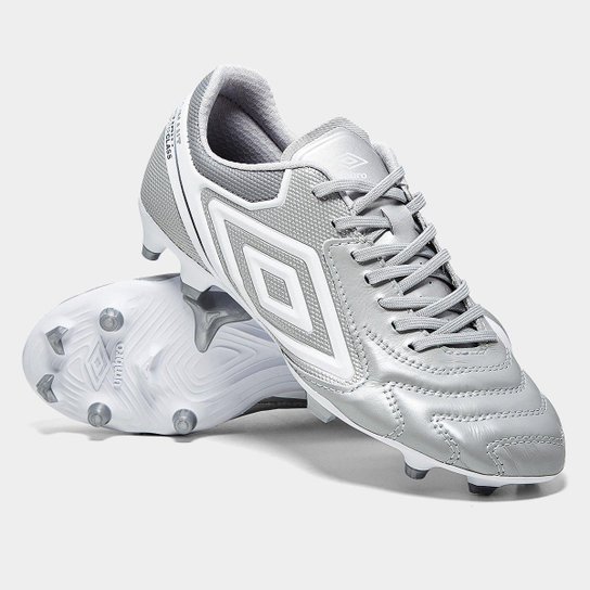 Chuteira Campo Umbro Adamant Master Class Premier Unissex