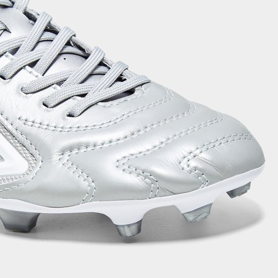 Chuteira Campo Umbro Adamant Master Class Premier Unissex