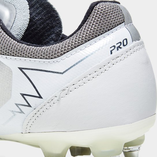 Chuteira Campo Umbro Adamant Master Class Pro Sg Unissex