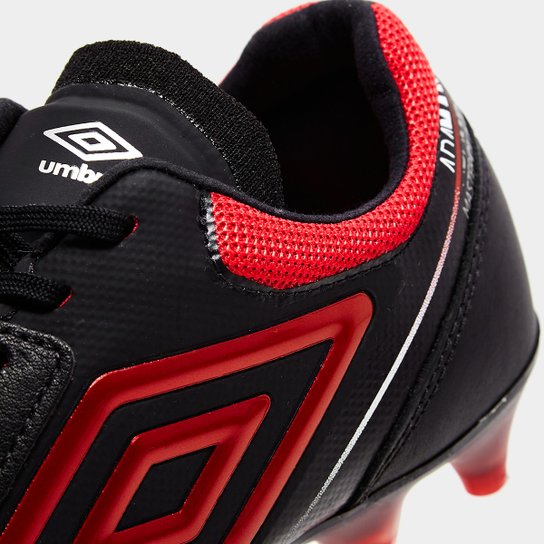 Chuteira Campo Umbro Adamant Master Class Pro Unissex