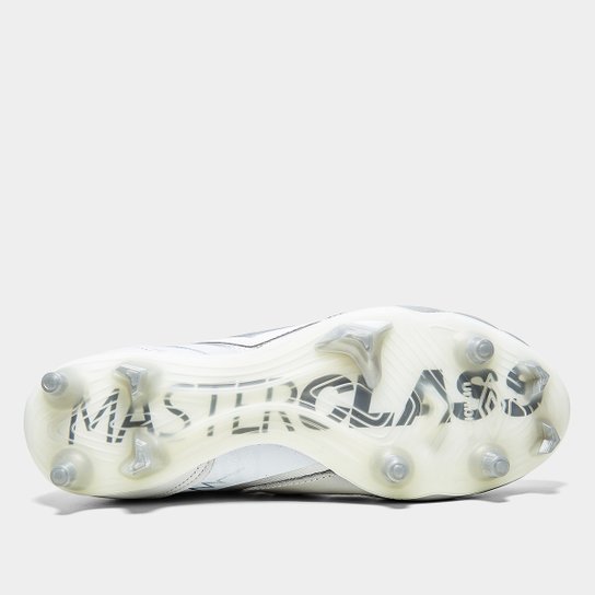 Chuteira Campo Umbro Adamant Master Class Pro Unissex