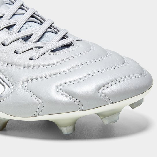 Chuteira Campo Umbro Adamant Master Class Pro Unissex