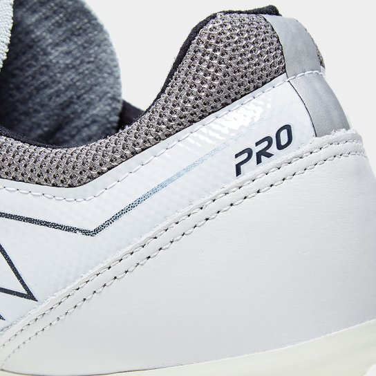 Chuteira Campo Umbro Adamant Master Class Pro Unissex