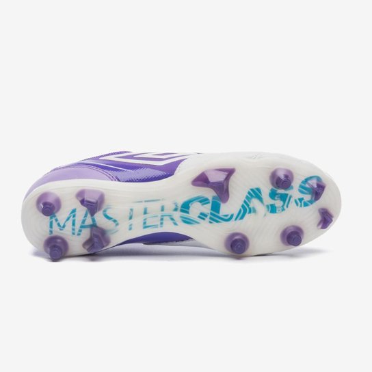 Chuteira Campo Umbro Adamant Master Class Pro