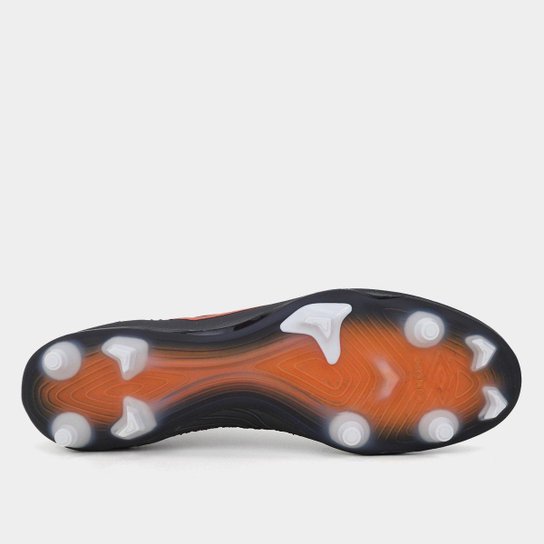 Chuteira Campo Umbro Adamant Pro