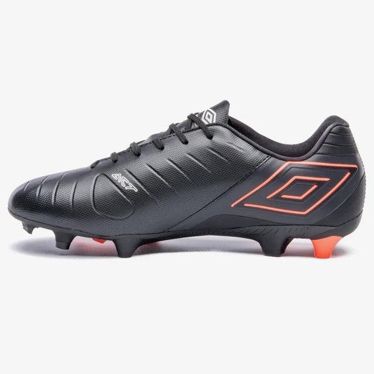 Chuteira Campo Umbro Fifty VI Unissex Preto