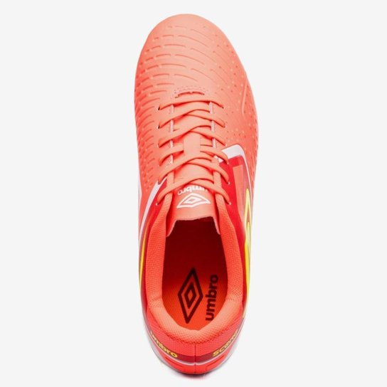 Chuteira Campo Umbro Score