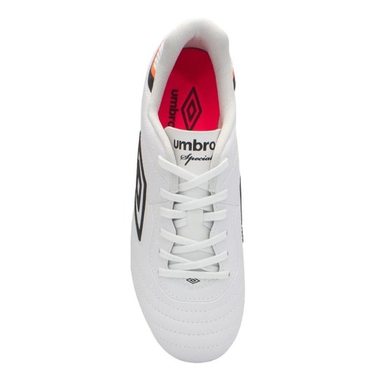 Chuteira Campo Umbro Speciali Classic