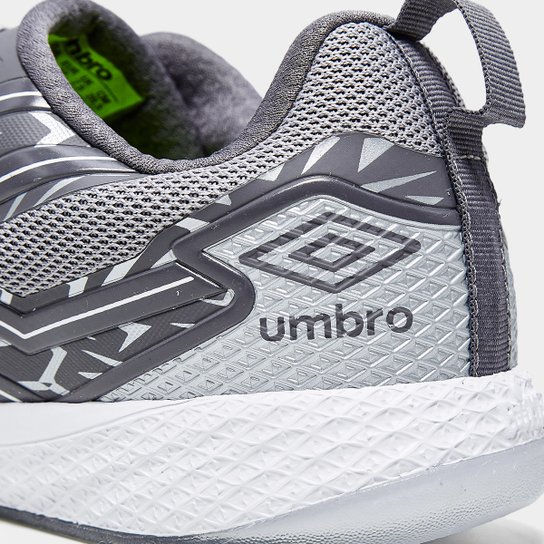 Chuteira Futsal Umbro Pro 5 Bump Unissex