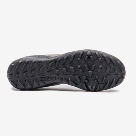 Chuteira Society Umbro Class Footballer [Cor: Preto E Dourado - Tamanho: 44]