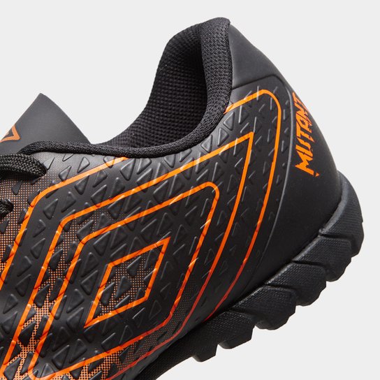 Chuteira Society Umbro Mutant Unissex