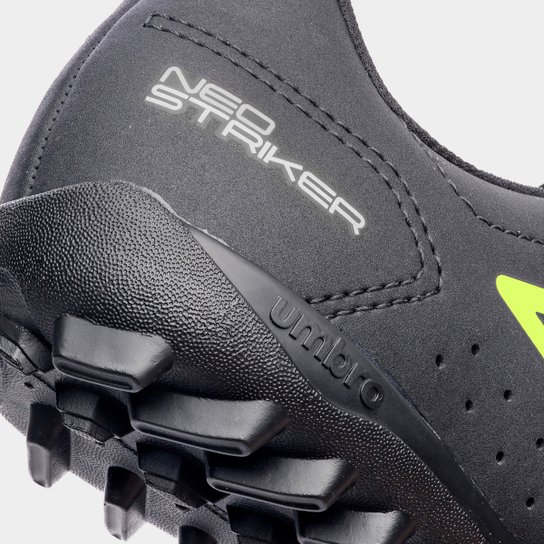 Chuteira Society Umbro Neo Striker Unissex