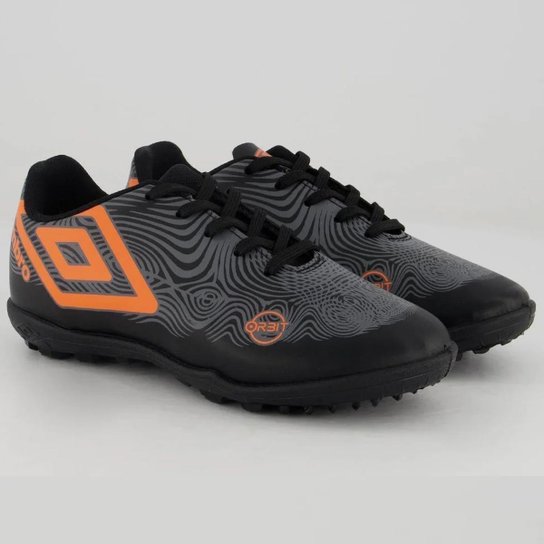 Chuteira Society Umbro Orbit Unissex Preto Laranja