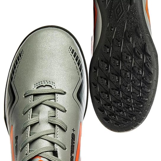 Chuteira Society Umbro Prisma Masculina - Cinza e Laranja