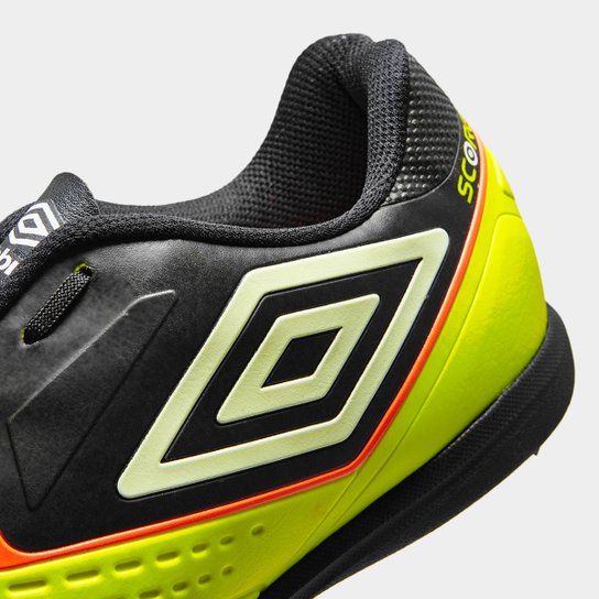 Chuteira Society Umbro Score Unissex