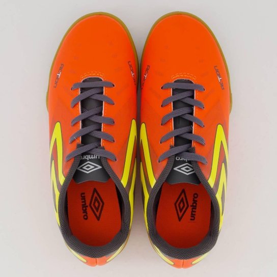 Chuteira Umbro Action Futsal Juvenil Laranja