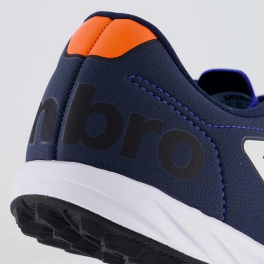 Chuteira Umbro Class+ Society Azul-Marinho e Branca