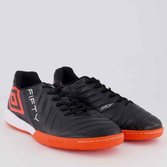 Chuteira Umbro Fifty VI Futsal Preta e Coral