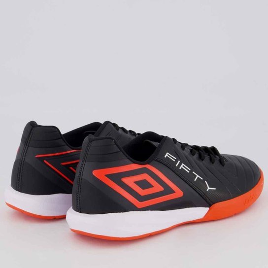 Chuteira Umbro Fifty VI Futsal Preta e Coral