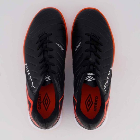 Chuteira Umbro Fifty VI Futsal Preta e Coral