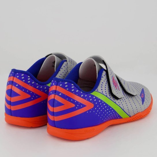 Chuteira Umbro Flip Futsal Kids Cinza e Azul