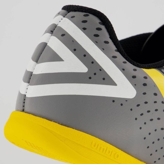 Chuteira Umbro Flip Futsal Kids Preta e Cinza