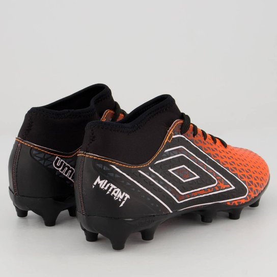 Chuteira Umbro Mutant Campo Juvenil Laranja e Preta