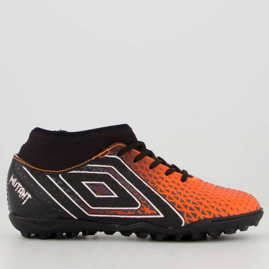 Chuteira Umbro Mutant Society Juvenil Preto e Laranja