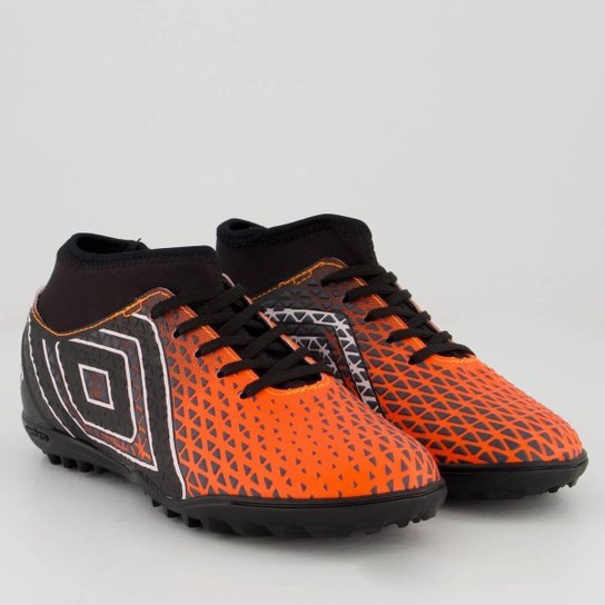 Chuteira Umbro Mutant Society Juvenil Preto e Laranja