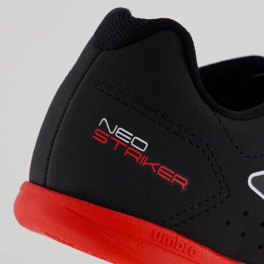 Chuteira Umbro Neo Striker Futsal Preta Vermelha e Branca
