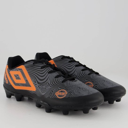 Chuteira Umbro Orbit Campo Preta e Laranja