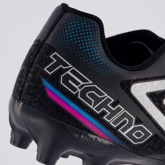Chuteira Umbro Techno II Campo Preta e Cinza