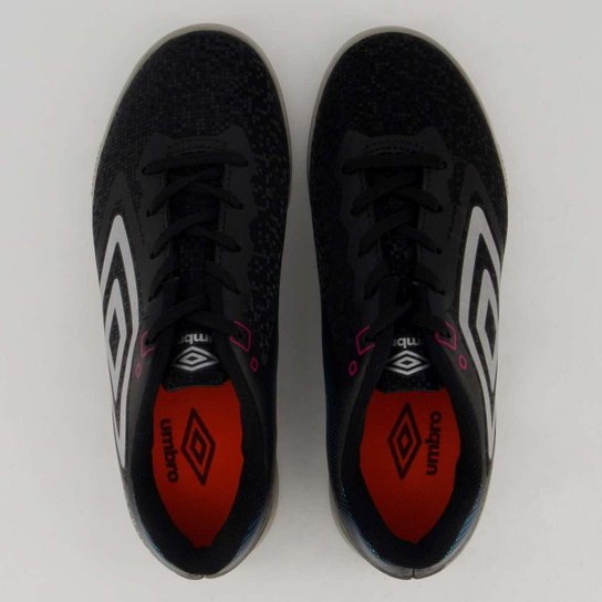 Chuteira Umbro Techno II Futsal Juvenil Preta e Cinza